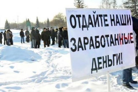 Строителям моста в Усть-Кутском районе месяцами не платят зарплату и не дают уволиться