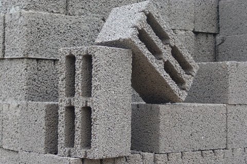 Керамзитобетонные блоки как экономичный стеновой материал