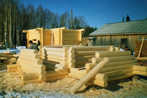Что следует знать при строительстве деревянного дома?