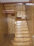 лестница из массива лиственницы