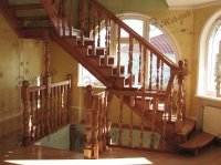 деревянные лестницы из массива дуба на заказ