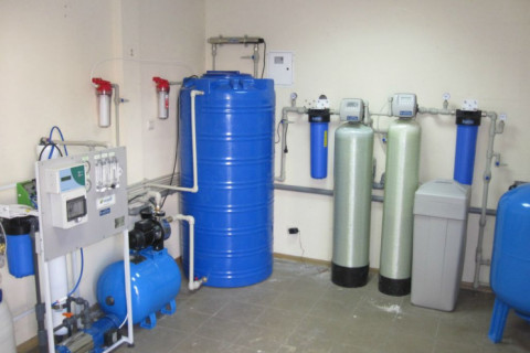 Какое оборудование применяется для очистки воды в бытовых и промышленных условиях