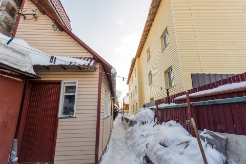 В Новосибирске жильцов обязали за свой счет снести собственный дом