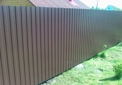 Забор из профнастила высота 2 метра:
одностороннее полимерное покрытие (c-8),
...