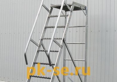 Лестница-платформа складная ЛПСУ высота площадки от 1.4 до 3.3 м