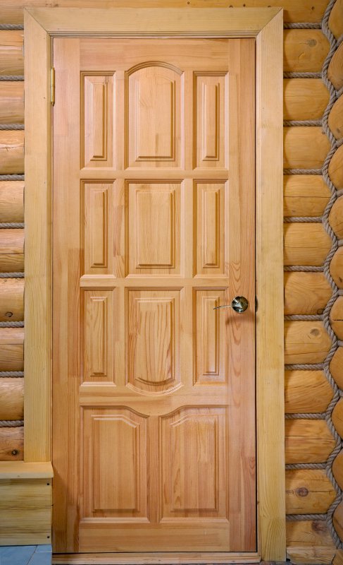 Филенчатое полотно. Дверной блок 3-филенчатый массив сосна. Двери межкомнатные филенчатые. Двери филенчатые межкомнатные деревянные. Филенчатая дверь из массива.