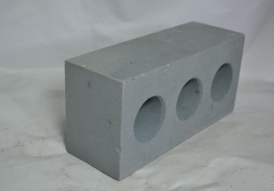 Блоки пескоцементные и кермзитобетонные 40-20-20 (390-190-190).