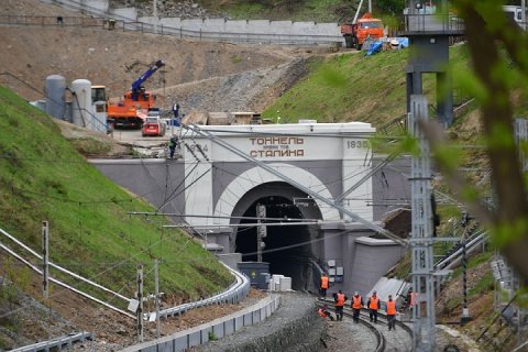 В России впервые применили технологию «композитной обделки» при реконструкции железнодорожного тоннеля