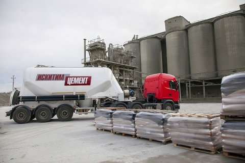 «Искитимцемент» расширяет линейку специальных цементов для дорожного строительства