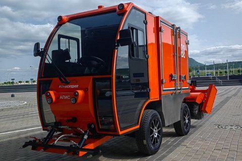 Компания «Конкордия» презентовала новый российский коммунальный электромобиль мирового уровня «АПИС»
