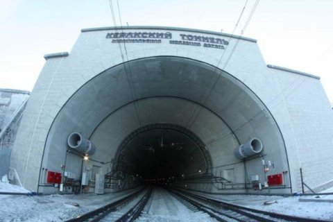 На Забайкальской железной дороге запустили новый, самый длинный, Керакский тоннель