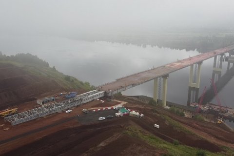 Завершен этап надвижки моста на обходе Нижнекамска