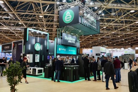 Компания «Систэм Электрик» продемонстрировала продукты и комплексные решения для ОВиК на «Мир Климата-2025»
