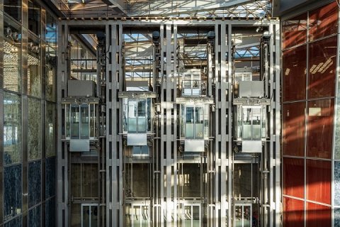Установлены рекорды скорости в небоскребах iCITY в «Москва-Сити» где установлены высокоскоростные лифты