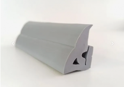 Порог для торгового оборудования Р2051