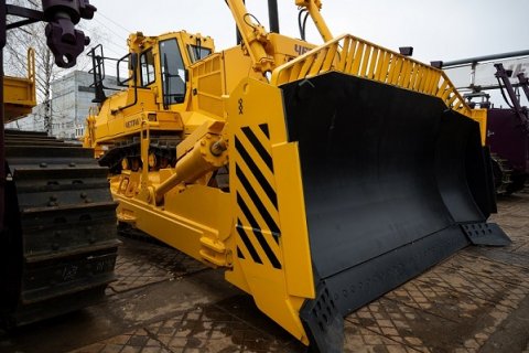 Самый мощный в России бульдозер ЧЕТРА Т45 запущен в серию при поддержке ФРП Самый мощный в России бульдозер ЧЕТРА Т45 запущен в серию при поддержке ФРП