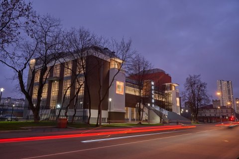 Для строительства новых спорткомплексов в столице инвесторы привлекли свыше 240 миллионов рублей Для строительства новых спорткомплексов в столице инвесторы привлекли свыше 240 миллионов рублей