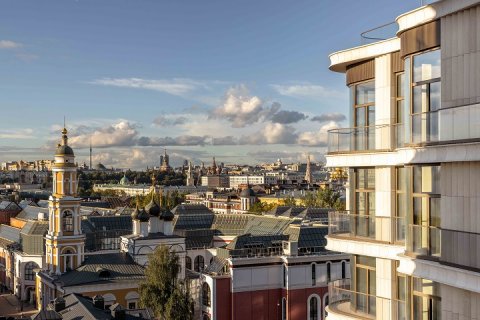 Дом с эталонными видами на Кремль открыт: завершено заселение «Лаврушинского»