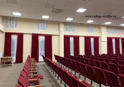 Пошив штор любой сложности для административных учреждений и одежды сцены.